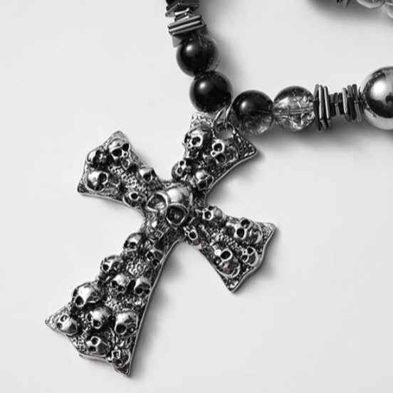 SKELETON RUINS NECKLACE Z4