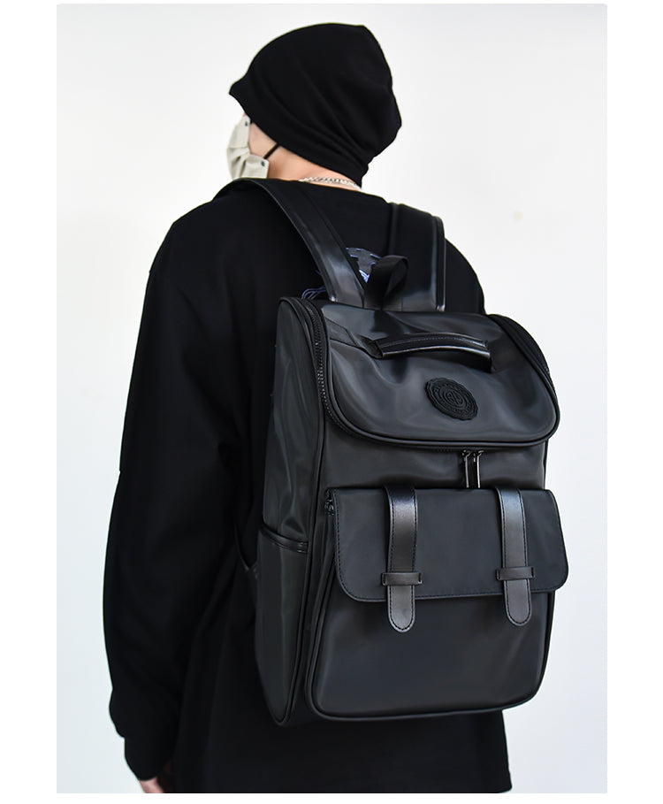 LARGE CAPACITY BACKPACK Z111