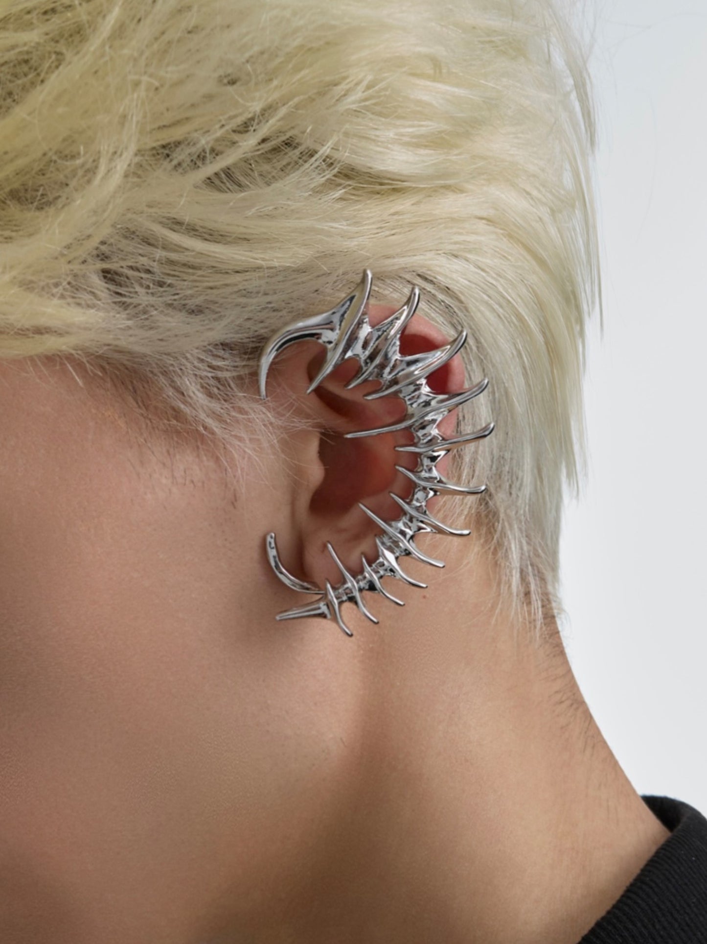 SPINE PIONEER EAR CUFF Z56