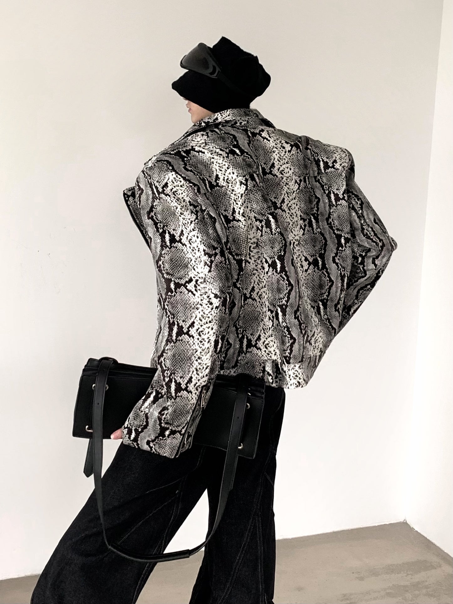 SNAKE PATTERN JACKET Z100