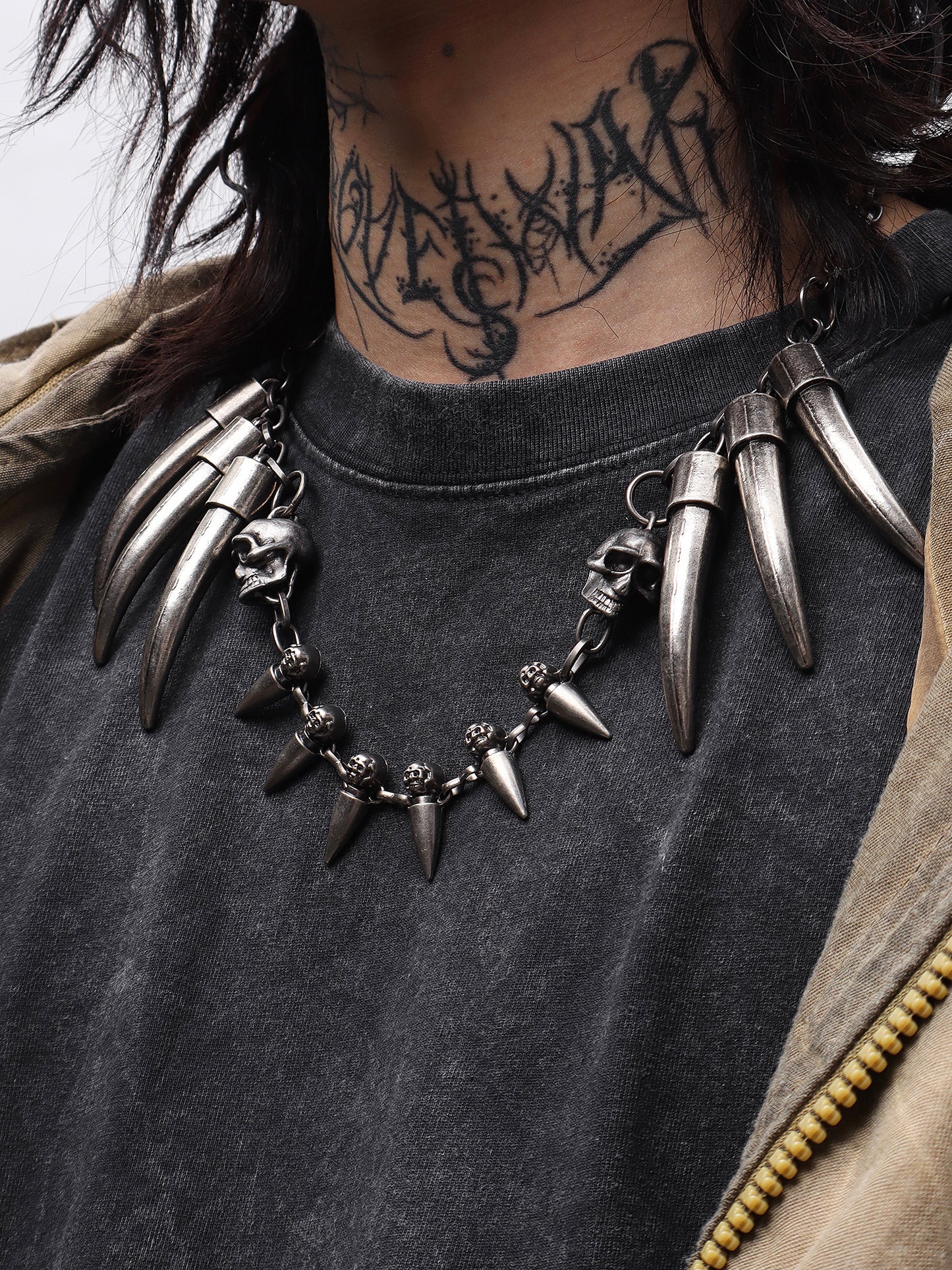 GHOST CLAW TRIBAL NECKLACE Z2