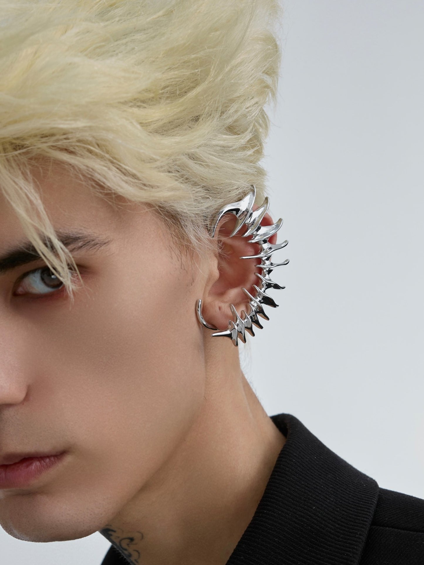 SPINE PIONEER EAR CUFF Z56