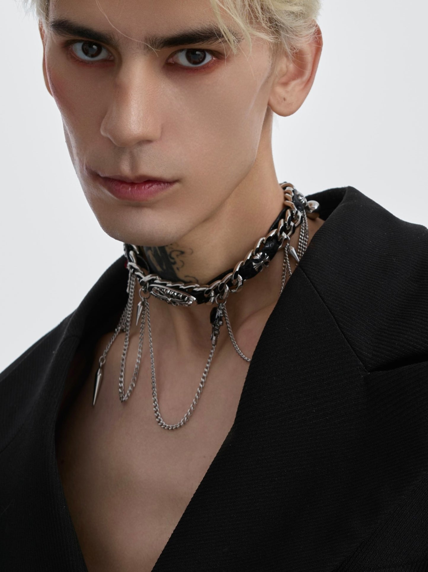 WRAPPED NICHE CHAIN BLACK NECKLACE Z51