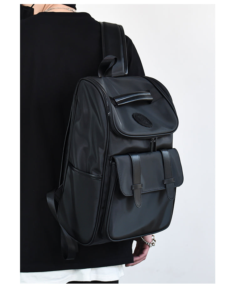 LARGE CAPACITY BACKPACK Z111